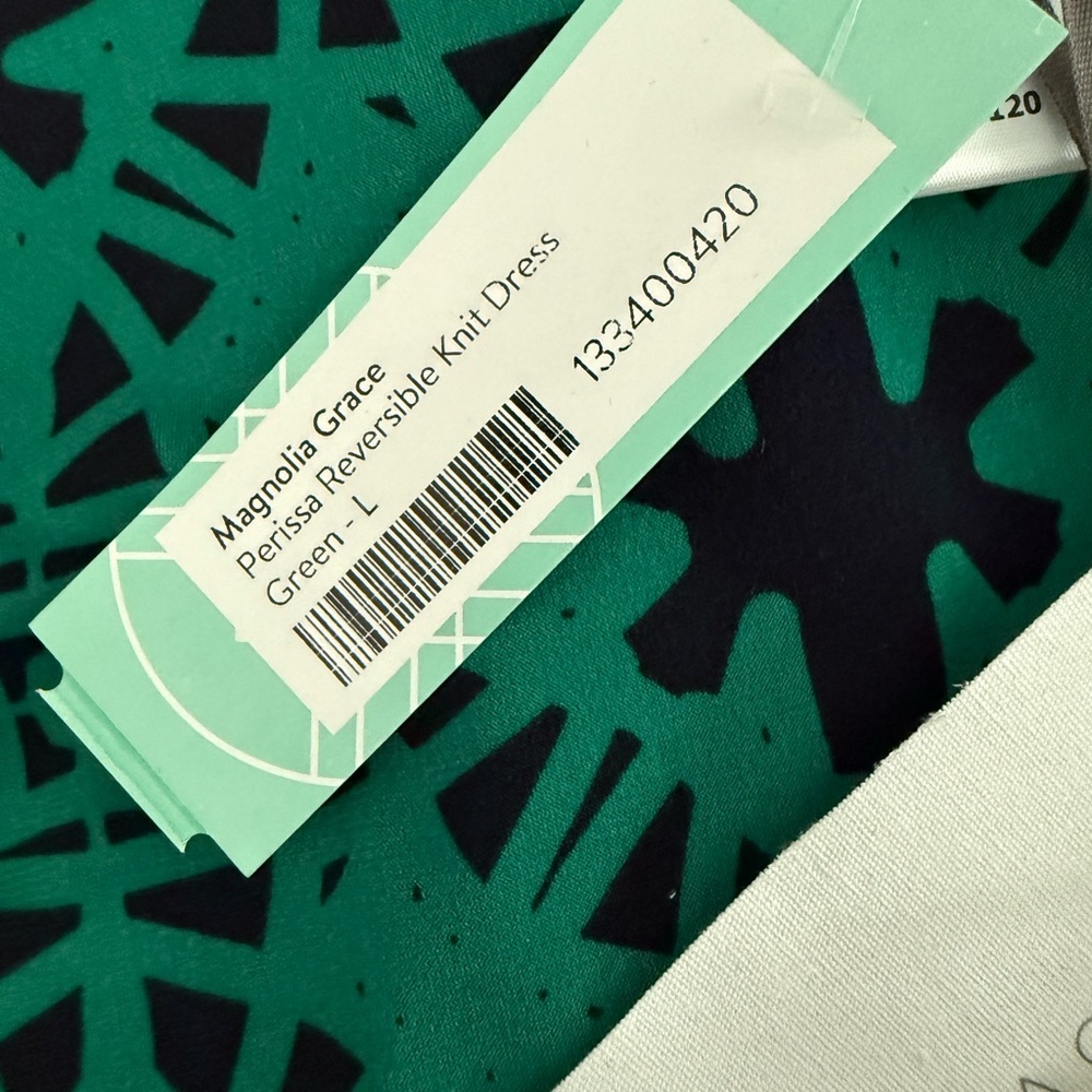 Magnolia Perissa Reversible Knit Dress - Picture 12 of 13